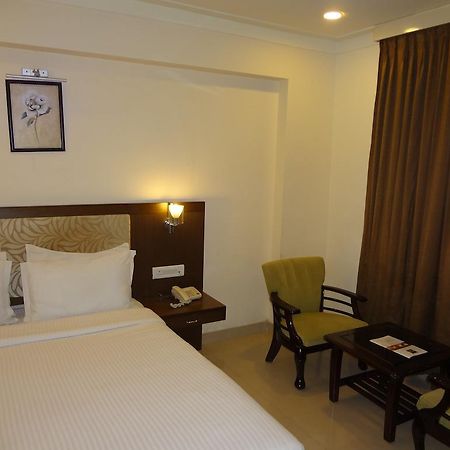 Hotel Budhil Park Visakhapatnam Exterior photo