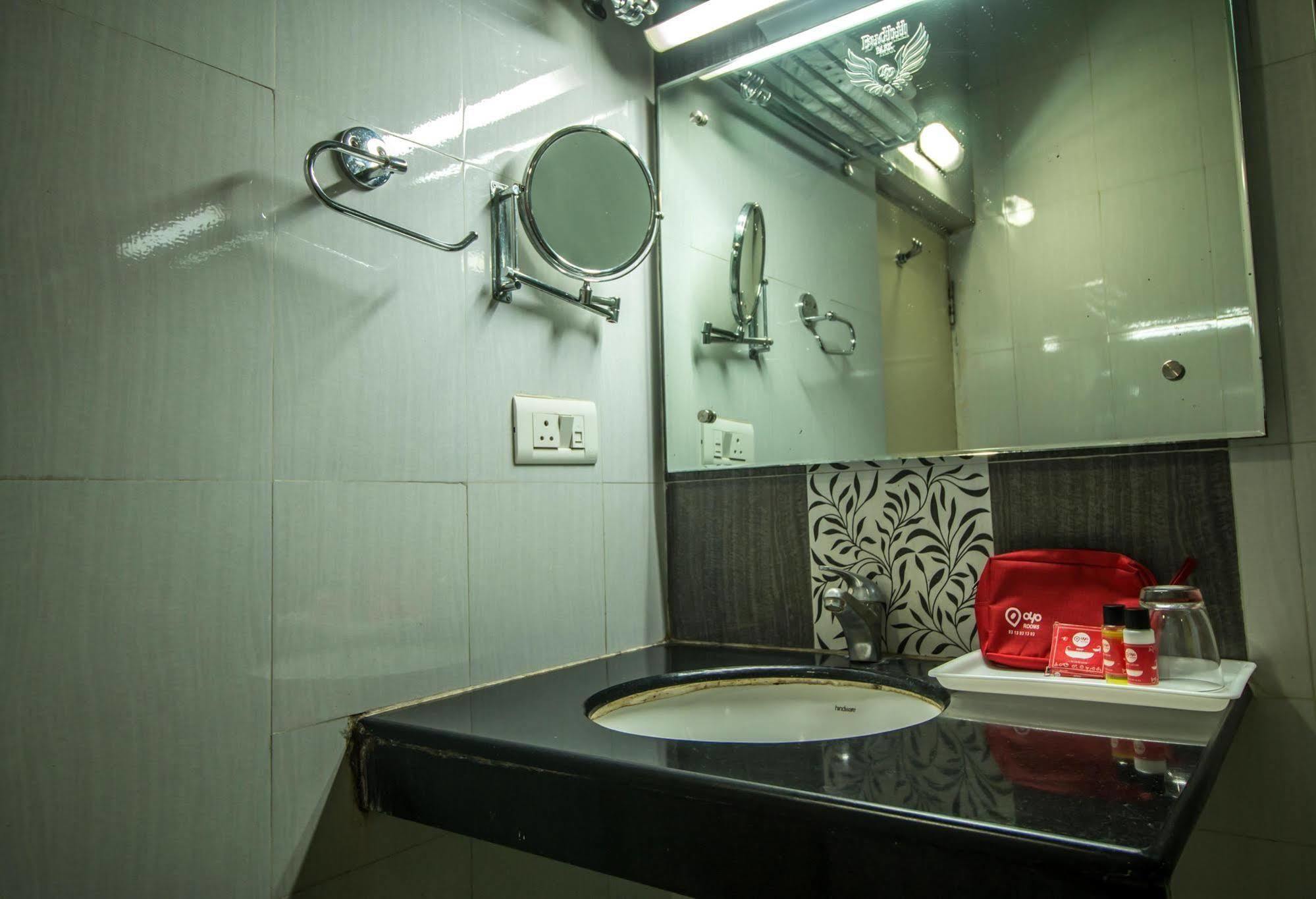 Hotel Budhil Park Visakhapatnam Exterior photo