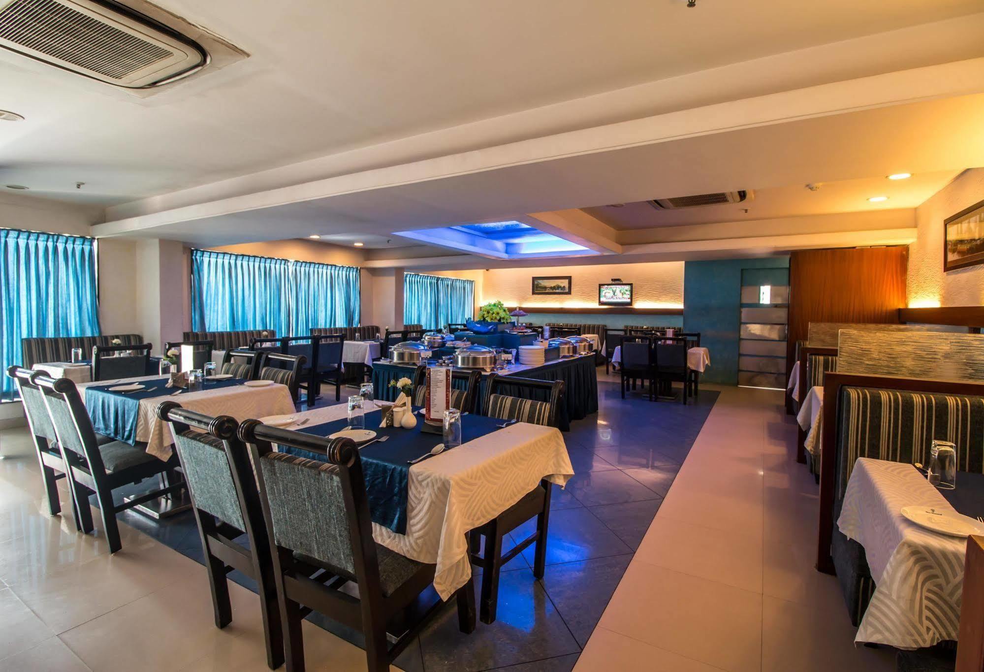 Hotel Budhil Park Visakhapatnam Exterior photo