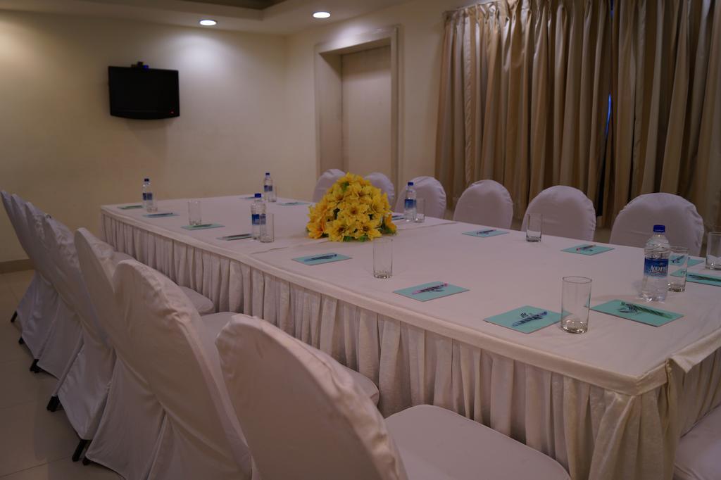 Hotel Budhil Park Visakhapatnam Exterior photo