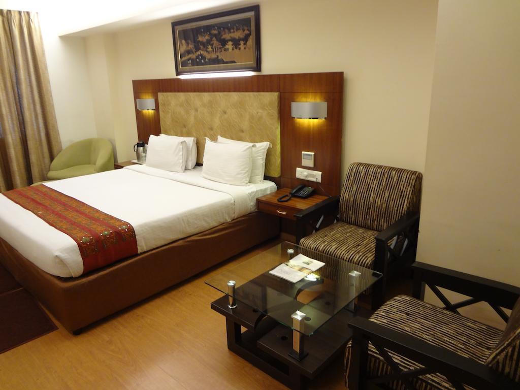 Hotel Budhil Park Visakhapatnam Exterior photo