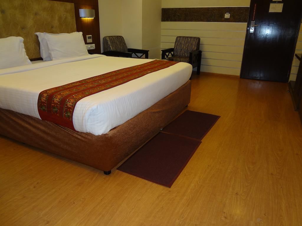 Hotel Budhil Park Visakhapatnam Exterior photo