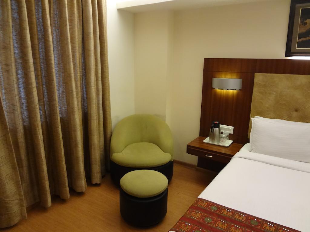 Hotel Budhil Park Visakhapatnam Exterior photo